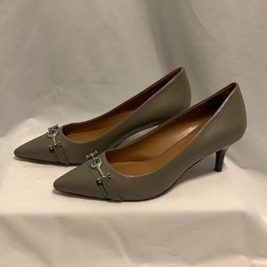 Kate Spade Silver Metallic Heels - Sz 7